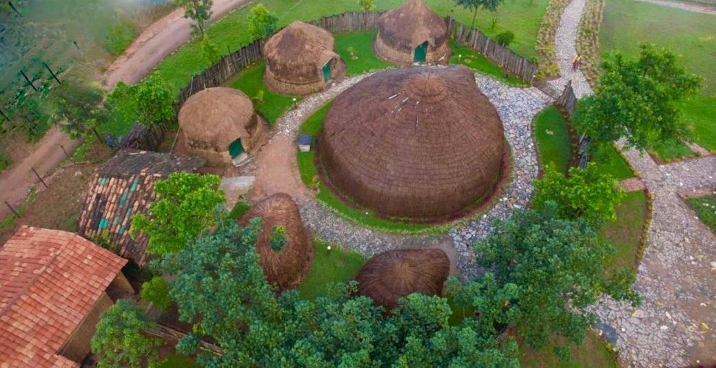 Kitabi Ecocenter Hotel Gabegi Kültér fotó