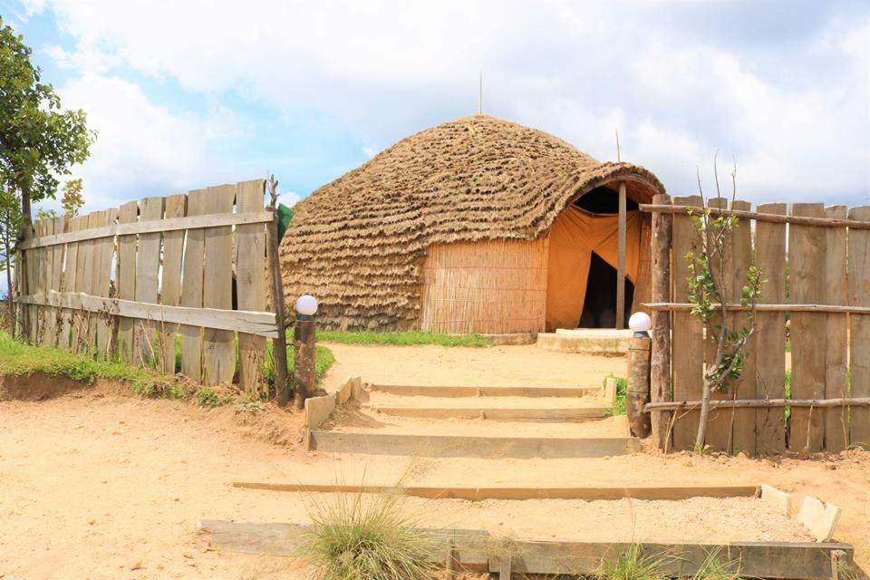 Kitabi Ecocenter Hotel Gabegi Kültér fotó
